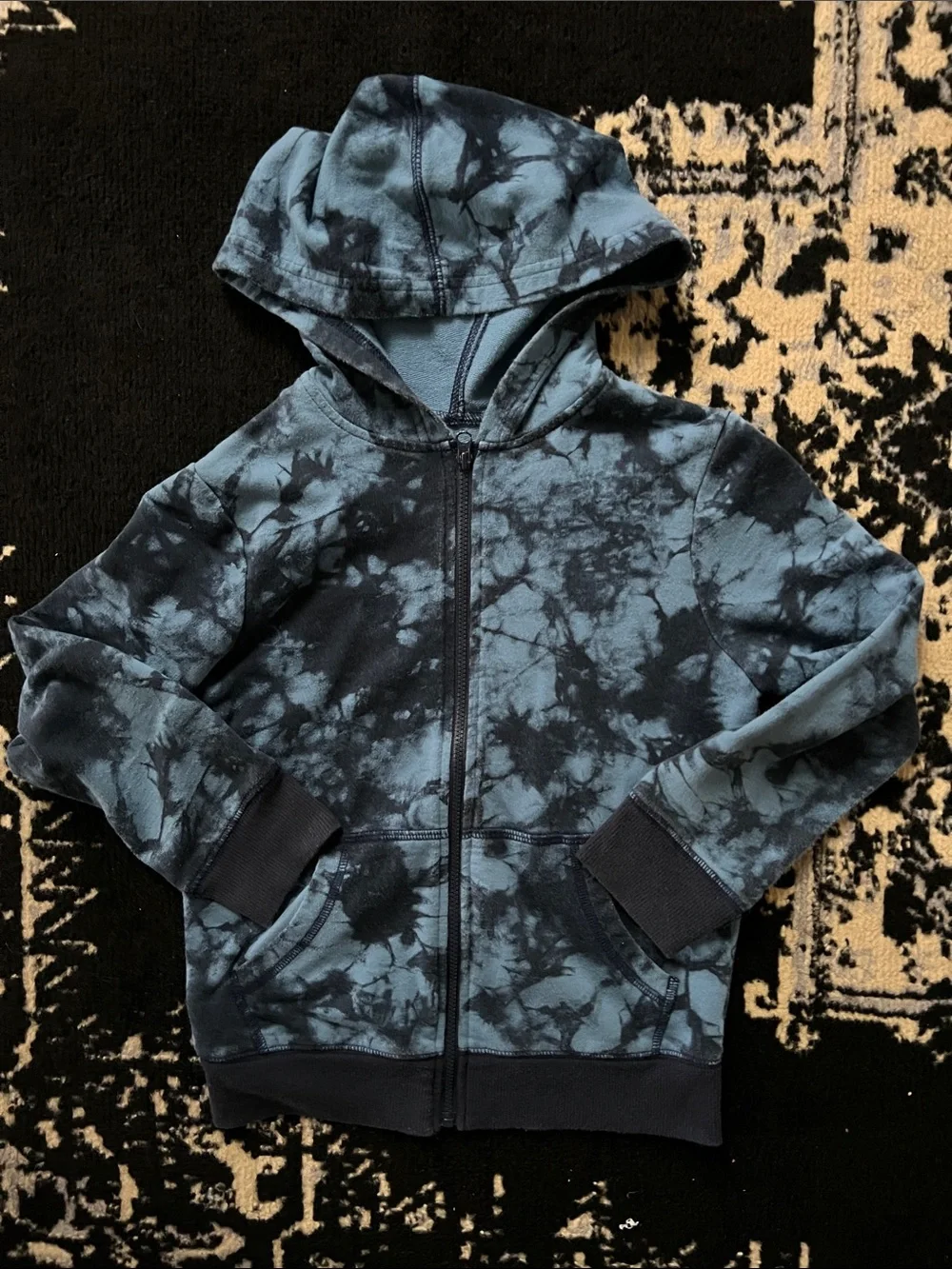 Boys 3 Pc hoodie bundle size 5/6
